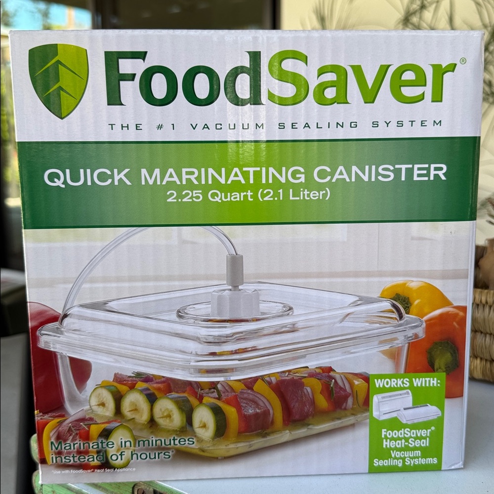 FoodSaver Quick Marinating Canister 2.25 Quart 2.1 Liter Vacuum Sealer Accessory